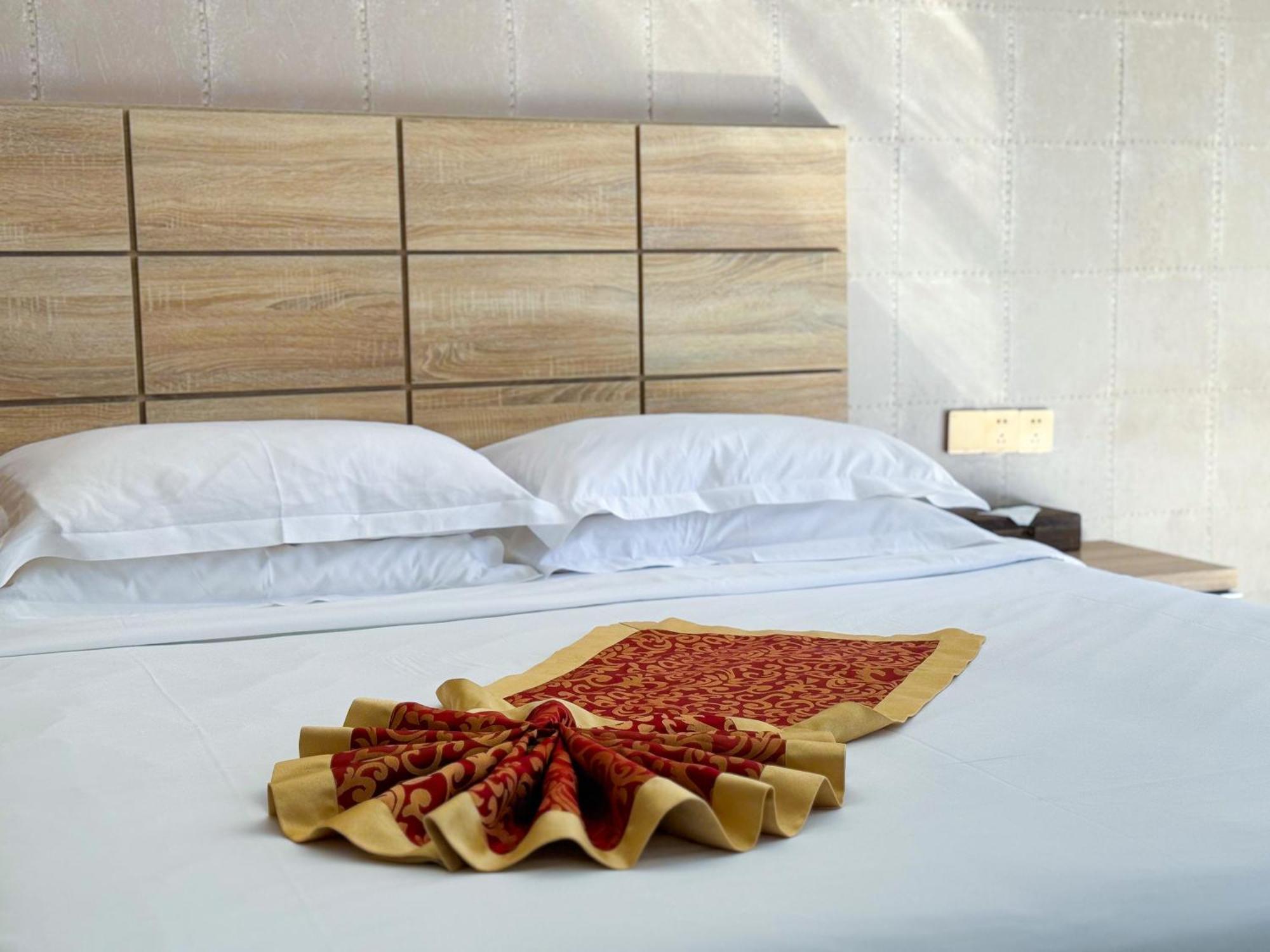 Barry Boutique Hotel Саня Екстериор снимка